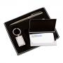 XA02069 - Conjunto Porta-cartão em alumínio, caneta e chaveiro. Gravação a laser nas 3 peças. Embalagem cx cinza com elástico
