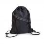 MAL3020 Mochila Fitness confeccionada em nylon na cor preta com detalhe frontal na cor branca, possui alças duplas tipo cordão para fechamento e transporte. Bolso externo para documentos com zíper reforçado e puxador metálico. Fundo ovalado que proporciona excelente acondicionamento de carga. Excelente área para gravação em silk screen. Capacidade cúbica: 12 litros. Capacidade de carga: 5Kg. Medidas: A:450x L:360x P:100mm »  Embalagem: Saco plástico »  Gravação: Silk 01 cor