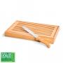 PD00743 Migalheira em Bambu com faca 7" para pão em Bambu/Inox.  Rebites da faca em Aço Inox 304, um dos mais resistentes à ferrugem e corrosão.   Produtos confeccionados em Bambu: Utilizamos o Bambu, por ser uma matéria prima ecológica, autossustentável e com alta resistência. Além de versátil, o Bambu é 30% mais leve que as madeiras de lei. Sua utilização não agride o meio ambiente, pois, quando ceifado rebrota em pouco tempo.   Uma gravação a Laser na Migalheira.