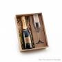 COP6153 Kit champanhe com 01 taça de vidro 210ml e espaço para garrafa até 375ml (Não acompanha bebida). Gravação a laser na taça