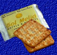 Biscoitos Cream Cracker  c/ 02 unidades em cada embalagem - Gravação colorida e centralizada