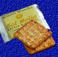 Biscoitos Cream Cracker c/ 02 unidades em cada embalagem - Gravação colorida e centralizada Biscoitos Cream Cracker c/ 02 unidades em cada embalagem - Gravação colorida e centralizada