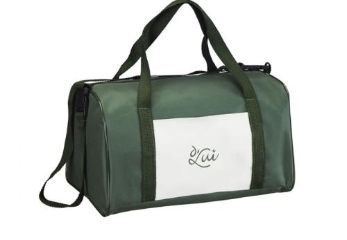 DLB02 Bolsa personalizada. Medida aprox de 44x25x27cm. Material Poliester disponivel em diversas cores. Gravação silk em até 3 cores DLB02 Bolsa personalizada. Medida aprox de 44x25x27cm. Material Poliester disponivel em diversas cores. Gravação silk em até 3 cores