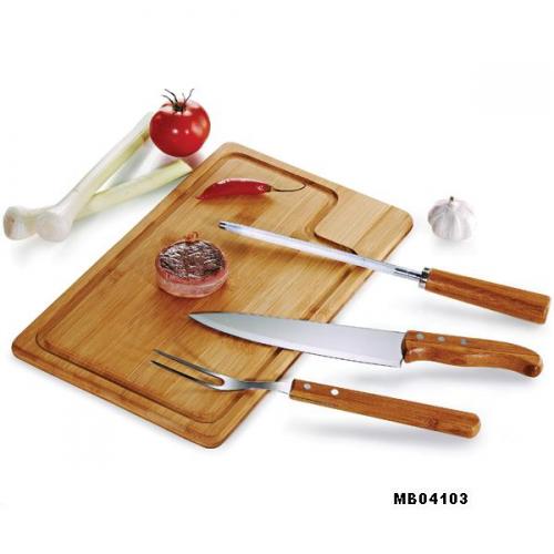 MB04103 - Conjunto Faca , Garfo, Prancha e chaira em Bambu/ Inox Texas c/ 4 peças - Gravaçao a laser na tábua - Embalagem Kraft MB04103 - Conjunto Faca , Garfo, Prancha e chaira em Bambu/ Inox Texas c/ 4 peças - Gravaçao a laser na tábua - Embalagem Kraft