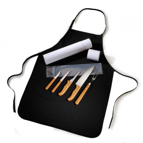 TB11763- Conjunto Tubular com Garfo e Faca Inox/Bambu Hamburgo e avental de brim preto c/ silk - Embalagem Tubular Branca com silk TB11763- Conjunto Tubular com Garfo e Faca Inox/Bambu Hamburgo e avental de brim preto c/ silk - Embalagem Tubular Branca com silk