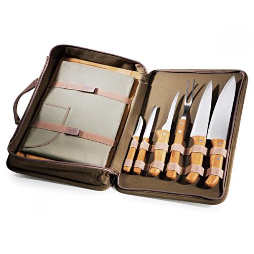 PB00813 - Conjunto para Churrasco Inox/Bambu com estojo e avental Quebec, 9 peças - Gravaçao silk no estojo e no avental PB00813 - Conjunto para Churrasco Inox/Bambu com estojo e avental Quebec, 9 peças - Gravaçao silk no estojo e no avental