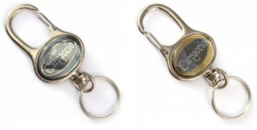 Chaveiro personalizado, modelo Mosquetão Oval . Gravação colorida 2 lados. Acabamento em resina. Embalgem Individual Chaveiro personalizado, modelo Mosquetão Oval . Gravação colorida 2 lados. Acabamento em resina. Embalgem Individual