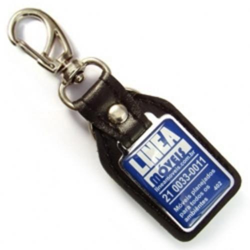 Chaveiro personalizado, Modelo Couro Sintético C4 Mosquetão , Gravação colorida, acabamento em resina. Embalgem Individual Chaveiro personalizado, Modelo Couro Sintético C4 Mosquetão , Gravação colorida, acabamento em resina. Embalgem Individual