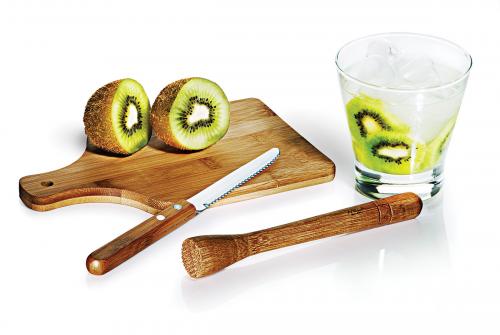 KC00253 Kit Caipirinhas em bambu. 4 peças. Copo em vidro. Gravação a laser na tábua. Embalagem cx kraft KC00253 Kit Caipirinhas em bambu. 4 peças. Copo em vidro. Gravação a laser na tábua. Embalagem cx kraft