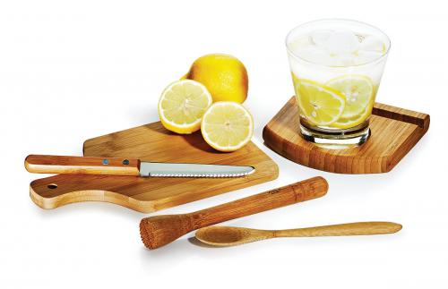 KC00463 Kit Caipirinhas em bambu. 6 peças. Copo em Vidro. Gravação a laser na tábua. Embalagem cx kraft KC00463 Kit Caipirinhas em bambu. 6 peças. Copo em Vidro. Gravação a laser na tábua. Embalagem cx kraft