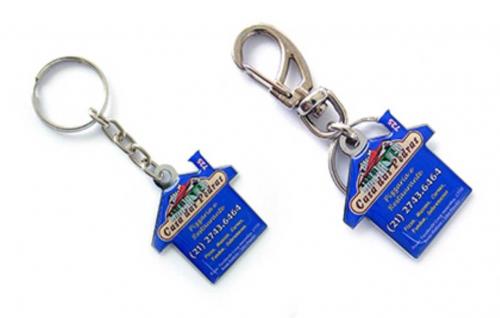 Chaveiro personalizado, modelo Chapinha Casa c/ corrente. Gravação colorida 2 lados. Acabamento em resina. Emabalgem Individual. *Para mosquetão conforme imagem 02, acrescer R$0,40 ao valor unitário Chaveiro personalizado, modelo Chapinha Casa c/ corrente. Gravação colorida 2 lados. Acabamento em resina. Emabalgem Individual. *Para mosquetão conforme imagem 02, acrescer R$0,40 ao valor unitário