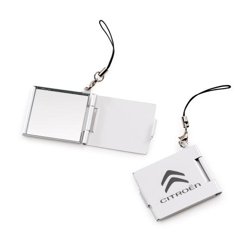 Mini espelho em alumínio com pingente - Med.: 45x 35x 3mm »  Embalagem: Caixa preta - Med.: 110x 50x 12mm »  Gravação: A laser 01 lado