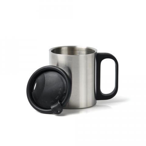 IC00201 Caneca em Aço Inox com tampa e alça em Polipropileno. Capacidade: 200ml. Um produto muito útil para manter-se sempre hidratado. Contribua com o Meio Ambiente, adote uma Caneca! Gravação a Laser. IC00201 Caneca em Aço Inox com tampa e alça em Polipropileno. Capacidade: 200ml. Um produto muito útil para manter-se sempre hidratado. Contribua com o Meio Ambiente, adote uma Caneca! Gravação a Laser.