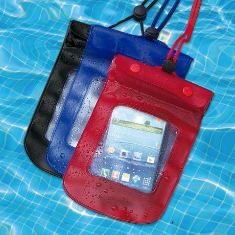 IN00543 Porta celular/smartphone à prova d agua.Material PVC disponível nas cores azul, vermelho e preto. Gravação silk 01 cor/ 01 posiçãotilidade do Produto: Com o seu celular até debaixo d água! Sugestão de Gravação: Uma gravação em Silkscreen 01 cor 