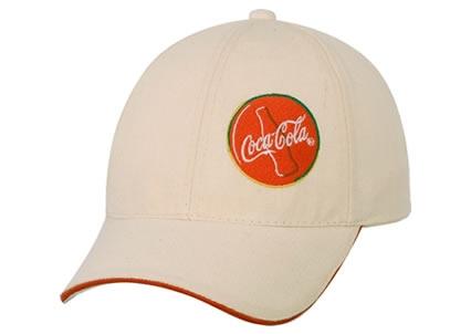 Boné modelo 6gomos. Tecido Brim peletizado. Aba Sanduiche. Regulador de tecido com velcro. Logo Bordado Boné modelo 6gomos. Tecido Brim peletizado. Aba Sanduiche. Regulador de tecido com velcro. Logo Bordado