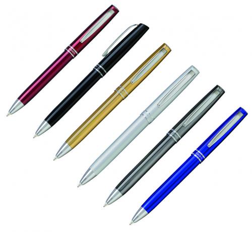 YW10076 Canetas personalizadas Crown Otawa. Gravação a laser. Caneta esferógrafica, nas opções de cor azul, dourada, fumê, prata, preta e vermelha. Detalhes cromados. Pesando 20g e medindo 14cm. Design moderno, cores vibrantes. Mecanismo de apertar (retrátil) porém sem aquele botão superior que muitas vezes desvaloriza a caneta. Carga tipo Parker- pode ser substituida quando acabar. YW10076 Canetas personalizadas Crown Otawa. Gravação a laser. Caneta esferógrafica, nas opções de cor azul, dourada, fumê, prata, preta e vermelha. Detalhes cromados. Pesando 20g e medindo 14cm. Design moderno, cores vibrantes. Mecanismo de apertar (retrátil) porém sem aquele botão superior que muitas vezes desvaloriza a caneta. Carga tipo Parker- pode ser substituida quando acabar.