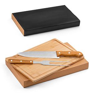 94143 Kit churrasco de aço inox e bambu. Acompanha tábua e 2 peças em caixa kraft. Food grade. - Medidas: Caixa: 360 x 210 x 40 mm | Tábua: 300 x 200 x 12 mm - Personalização: Laser - Gravação: 30 x 10 mm 94143 Kit churrasco de aço inox e bambu. Acompanha tábua e 2 peças em caixa kraft. Food grade. - Medidas: Caixa: 360 x 210 x 40 mm | Tábua: 300 x 200 x 12 mm - Personalização: Laser - Gravação: 30 x 10 mm